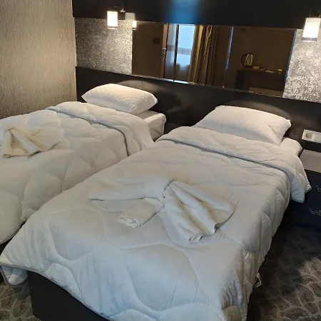 Espinas Hotel 3*