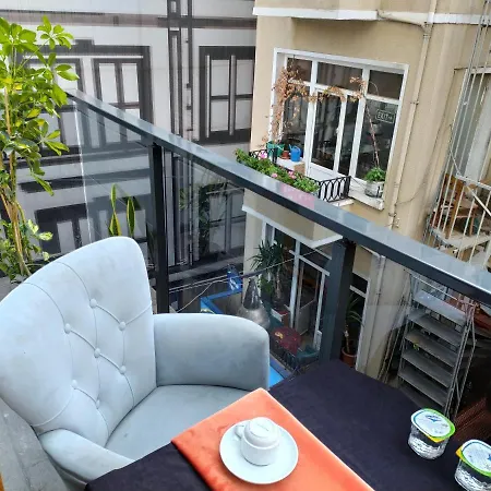 Espinas Istambul