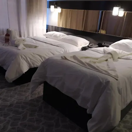 Hotel Espinas 3*